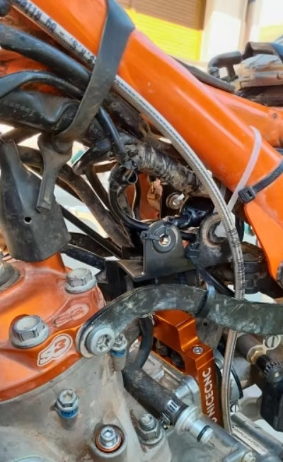 Kit bloque de reubicación de inyector TPI para KTM EXC250 EXC300 XC XCW TPI Six Days Husqvarna TE250i TE300i 2018-2023 GasGas EC300 EC250