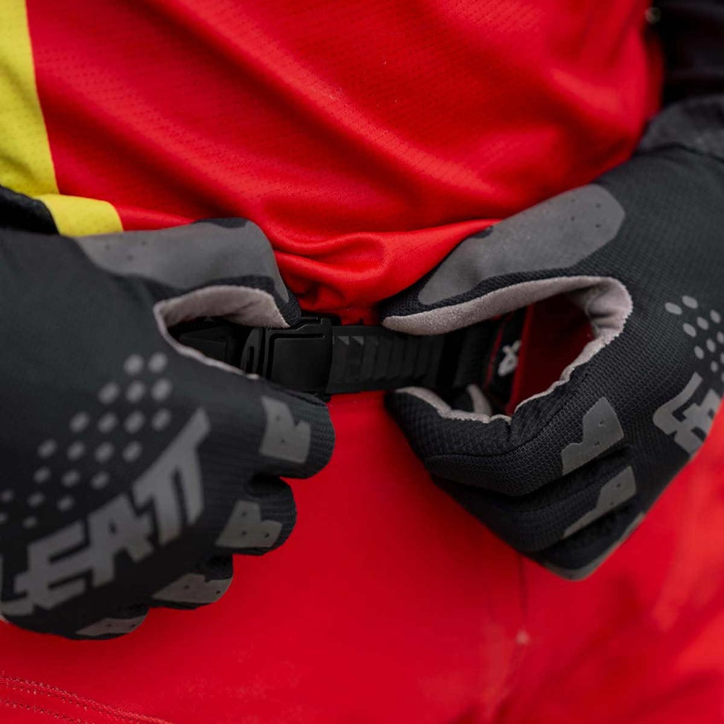 Pantalon X-grip titanium (rojo)